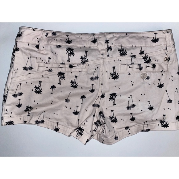 Shorts - Picture 2 of 2